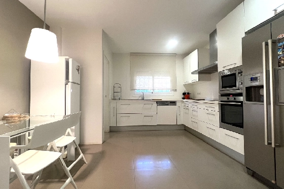 Villa in Denia(Las Rotas) zu verkaufen, Espace de vie 280 m², Baujahr 1989, Zustand gepflegt, + Zentralheizung, Terrain 1150 m², 5 Chambres &agrave; coucher, 4 Badezimmer, Pool, ref.: SC-T0424-13