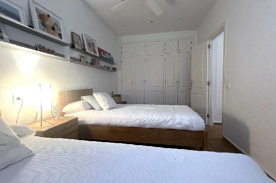 Villa in Denia(Las Rotas) zu verkaufen, Espace de vie 280 m², Baujahr 1989, Zustand gepflegt, + Zentralheizung, Terrain 1150 m², 5 Chambres &agrave; coucher, 4 Badezimmer, Pool, ref.: SC-T0424-21