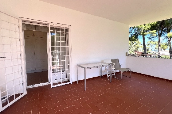 Villa in Denia(Las Rotas) zu verkaufen, Espace de vie 280 m², Baujahr 1989, Zustand gepflegt, + Zentralheizung, Terrain 1150 m², 5 Chambres &agrave; coucher, 4 Badezimmer, Pool, ref.: SC-T0424-28