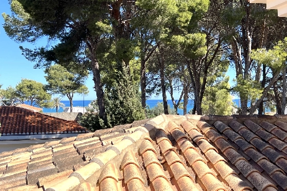 Villa in Denia(Las Rotas) zu verkaufen, Espace de vie 280 m², Baujahr 1989, Zustand gepflegt, + Zentralheizung, Terrain 1150 m², 5 Chambres &agrave; coucher, 4 Badezimmer, Pool, ref.: SC-T0424-3
