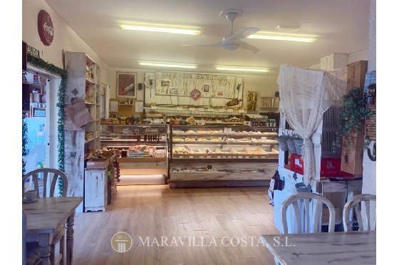 Investition in Javea zu verkaufen, Espace de vie 140 m², Klimaanlage, Pool, ref.: MV-2503-1