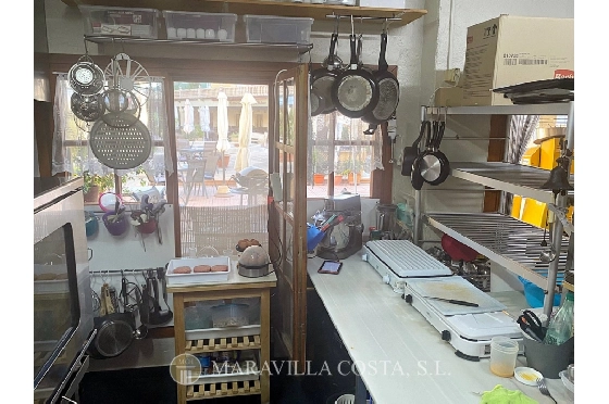 Investition in Javea zu verkaufen, Espace de vie 140 m², Klimaanlage, Pool, ref.: MV-2503-12