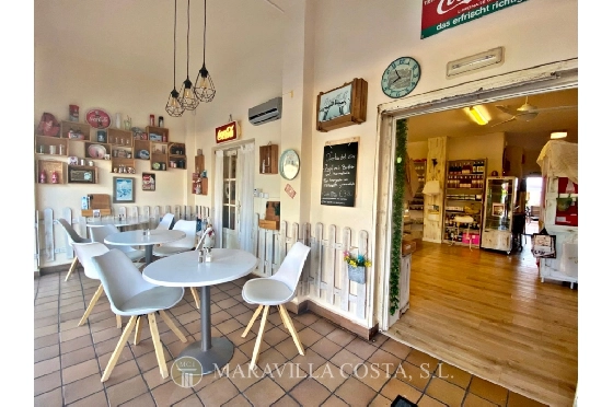 Investition in Javea zu verkaufen, Espace de vie 140 m², Klimaanlage, Pool, ref.: MV-2503-2
