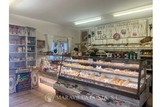 Investition in Javea zu verkaufen, Espace de vie 140 m², Klimaanlage, Pool, ref.: MV-2503-3