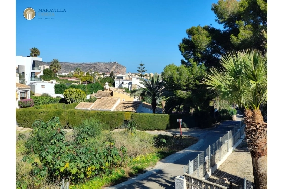 Villa in Javea zu verkaufen, Espace de vie 176 m², Baujahr 1980, Klimaanlage, Terrain 1606 m², 3 Chambres &agrave; coucher, 3 Badezimmer, Pool, ref.: MV-M-2510-14