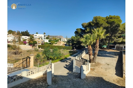 Villa in Javea zu verkaufen, Espace de vie 176 m², Baujahr 1980, Klimaanlage, Terrain 1606 m², 3 Chambres &agrave; coucher, 3 Badezimmer, Pool, ref.: MV-M-2510-15
