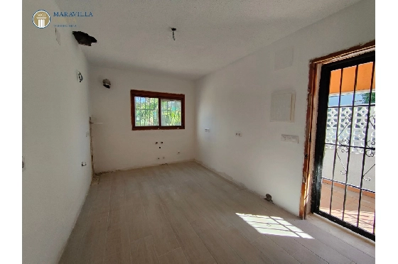 Villa in Javea zu verkaufen, Espace de vie 176 m², Baujahr 1980, Klimaanlage, Terrain 1606 m², 3 Chambres &agrave; coucher, 3 Badezimmer, Pool, ref.: MV-M-2510-26