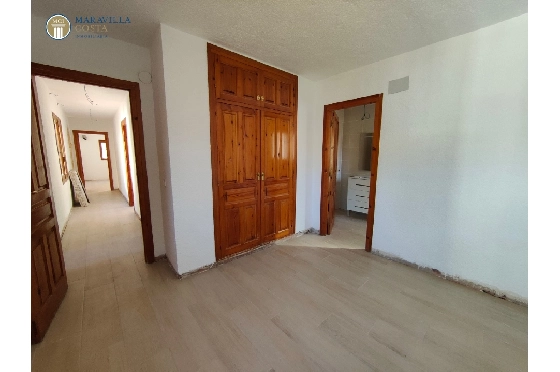Villa in Javea zu verkaufen, Espace de vie 176 m², Baujahr 1980, Klimaanlage, Terrain 1606 m², 3 Chambres &agrave; coucher, 3 Badezimmer, Pool, ref.: MV-M-2510-33