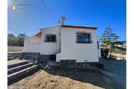 Villa in Javea zu verkaufen, Espace de vie 176 m², Baujahr 1980, Klimaanlage, Terrain 1606 m², 3 Chambres &agrave; coucher, 3 Badezimmer, Pool, ref.: MV-M-2510-8
