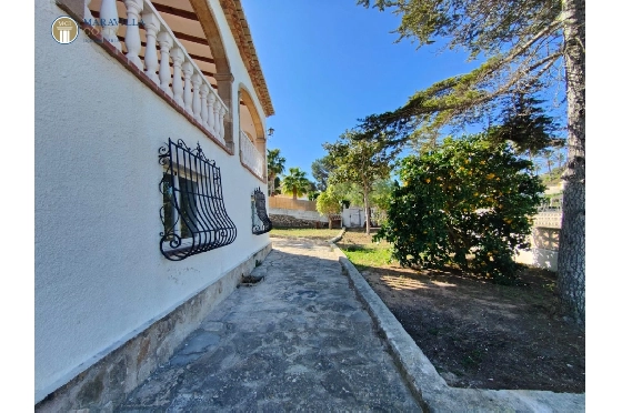 Villa in Javea zu verkaufen, Espace de vie 176 m², Baujahr 1980, Klimaanlage, Terrain 1606 m², 3 Chambres &agrave; coucher, 3 Badezimmer, Pool, ref.: MV-M-2510-9