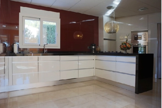 Villa in Benissa(Buenavista) zu verkaufen, Espace de vie 464 m², Baujahr 2015, Klimaanlage, Terrain 1131 m², 4 Chambres &agrave; coucher, 4 Badezimmer, Pool, ref.: BI-BE.H-906-5