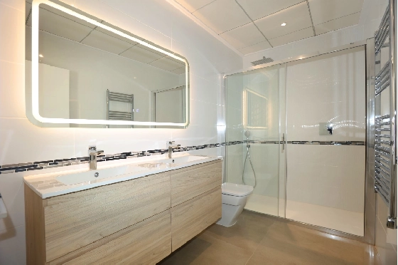 Villa in Benissa(La Fustera) zu verkaufen, Espace de vie 299 m², Baujahr 2024, Klimaanlage, Terrain 950 m², 4 Chambres &agrave; coucher, 3 Badezimmer, Pool, ref.: BI-BE.H-909-28