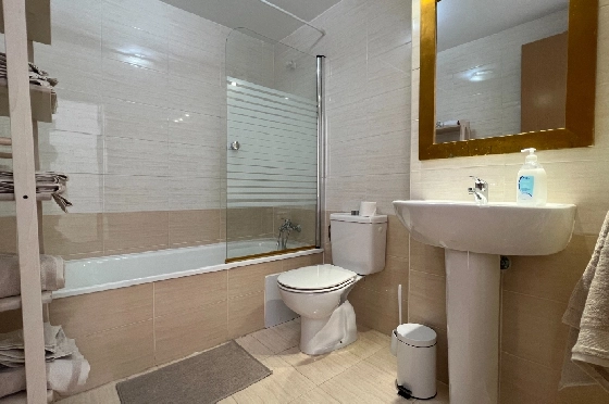Apartment in Denia zur Ferienvermietung, Espace de vie 86 m², Baujahr 2006, Zustand modernisiert, + Zentralheizung, Klimaanlage, Terrain 46 m², 2 Chambres &agrave; coucher, 2 Badezimmer, Pool, ref.: T-0324-13