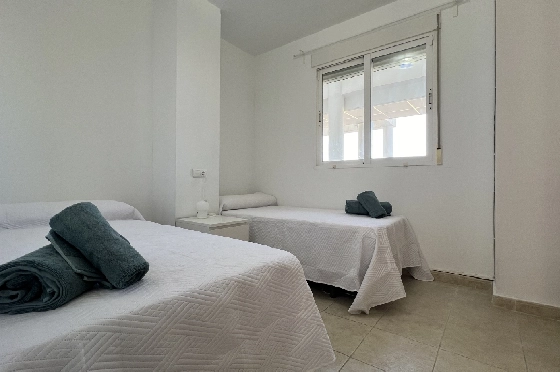 Apartment in Denia zur Ferienvermietung, Espace de vie 86 m², Baujahr 2006, Zustand modernisiert, + Zentralheizung, Klimaanlage, Terrain 46 m², 2 Chambres &agrave; coucher, 2 Badezimmer, Pool, ref.: T-0324-14
