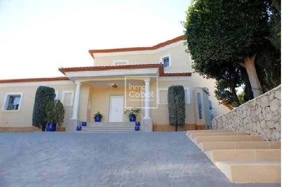 Villa in Benissa(Benissa) zu verkaufen, Espace de vie 464 m², Klimaanlage, Terrain 1131 m², 4 Chambres &agrave; coucher, 4 Badezimmer, Pool, ref.: COB-1869-10535-3
