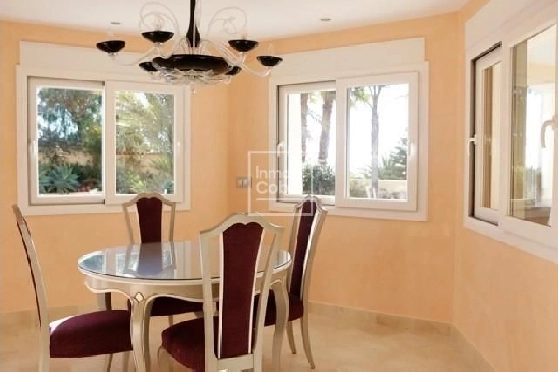Villa in Benissa(Benissa) zu verkaufen, Espace de vie 464 m², Klimaanlage, Terrain 1131 m², 4 Chambres &agrave; coucher, 4 Badezimmer, Pool, ref.: COB-1869-10535-6