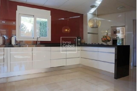 Villa in Benissa(Benissa) zu verkaufen, Espace de vie 464 m², Klimaanlage, Terrain 1131 m², 4 Chambres &agrave; coucher, 4 Badezimmer, Pool, ref.: COB-1869-10535-7