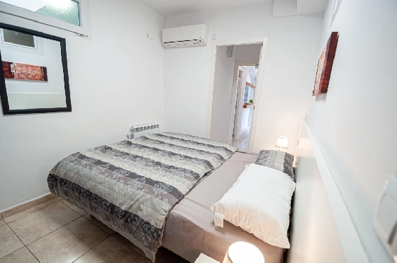 Villa in Benissa(San Jaime) zu verkaufen, Espace de vie 240 m², Klimaanlage, 6 Chambres &agrave; coucher, 3 Badezimmer, Pool, ref.: COB-3449-10535-11