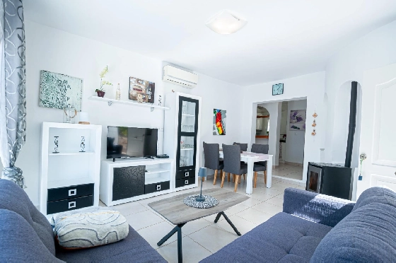 Villa in Benissa(San Jaime) zu verkaufen, Espace de vie 240 m², Klimaanlage, 6 Chambres &agrave; coucher, 3 Badezimmer, Pool, ref.: COB-3449-10535-15
