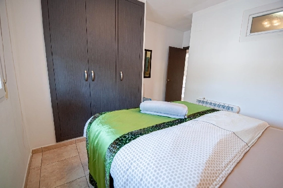 Villa in Benissa(San Jaime) zu verkaufen, Espace de vie 240 m², Klimaanlage, 6 Chambres &agrave; coucher, 3 Badezimmer, Pool, ref.: COB-3449-10535-19