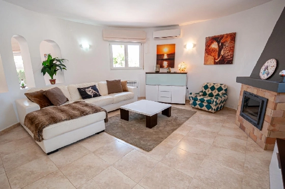 Villa in Benissa(San Jaime) zu verkaufen, Espace de vie 240 m², Klimaanlage, 6 Chambres &agrave; coucher, 3 Badezimmer, Pool, ref.: COB-3449-10535-23