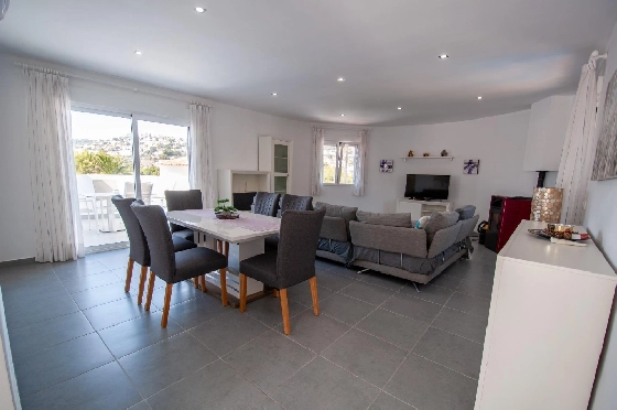 Villa in Benissa(San Jaime) zu verkaufen, Espace de vie 240 m², Klimaanlage, 6 Chambres &agrave; coucher, 3 Badezimmer, Pool, ref.: COB-3449-10535-27