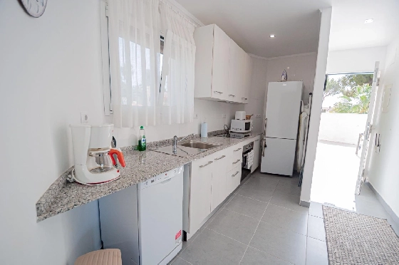 Villa in Benissa(San Jaime) zu verkaufen, Espace de vie 240 m², Klimaanlage, 6 Chambres &agrave; coucher, 3 Badezimmer, Pool, ref.: COB-3449-10535-29
