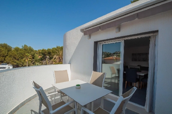 Villa in Benissa(San Jaime) zu verkaufen, Espace de vie 240 m², Klimaanlage, 6 Chambres &agrave; coucher, 3 Badezimmer, Pool, ref.: COB-3449-10535-33