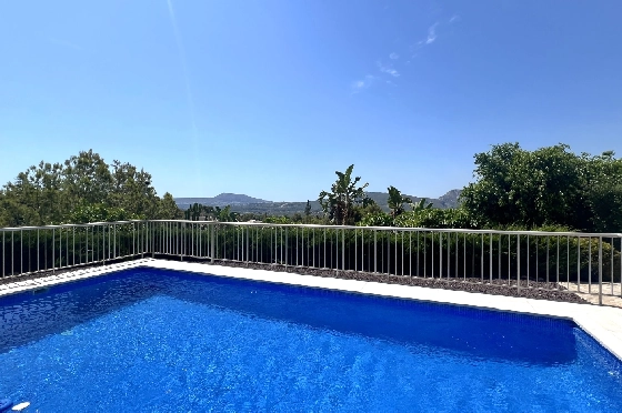 Villa in Javea(Ermita) zu verkaufen, Espace de vie 400 m², Baujahr 2018, Zustand neuwertig, + Fussbodenheizung, Klimaanlage, Terrain 1596 m², 3 Chambres &agrave; coucher, 2 Badezimmer, Pool, ref.: AS-0624-11