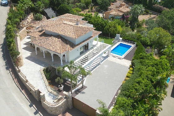 Villa in Javea(Ermita) zu verkaufen, Espace de vie 400 m², Baujahr 2018, Zustand neuwertig, + Fussbodenheizung, Klimaanlage, Terrain 1596 m², 3 Chambres &agrave; coucher, 2 Badezimmer, Pool, ref.: AS-0624-2