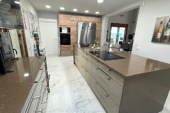 Villa in Javea(Ermita) zu verkaufen, Espace de vie 400 m², Baujahr 2018, Zustand neuwertig, + Fussbodenheizung, Klimaanlage, Terrain 1596 m², 3 Chambres &agrave; coucher, 2 Badezimmer, Pool, ref.: AS-0624-22
