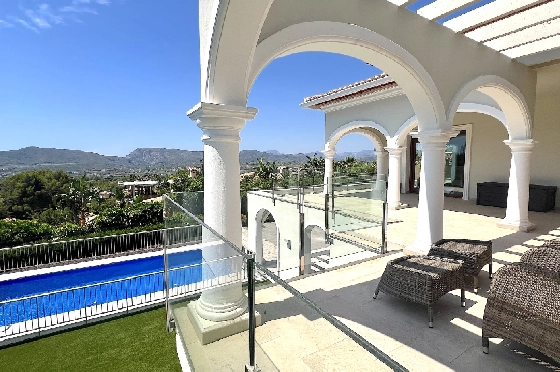 Villa in Javea(Ermita) zu verkaufen, Espace de vie 400 m², Baujahr 2018, Zustand neuwertig, + Fussbodenheizung, Klimaanlage, Terrain 1596 m², 3 Chambres &agrave; coucher, 2 Badezimmer, Pool, ref.: AS-0624-38