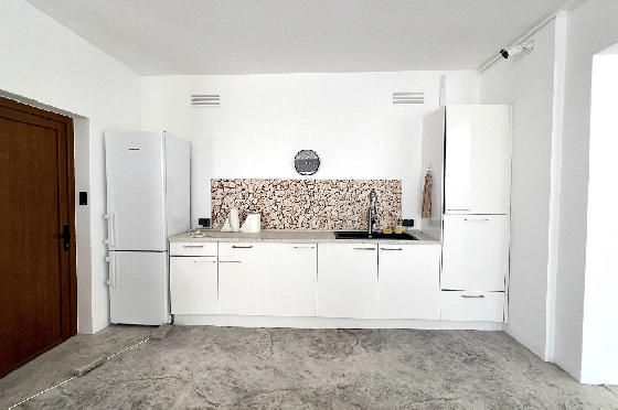 Villa in Javea(Ermita) zu verkaufen, Espace de vie 400 m², Baujahr 2018, Zustand neuwertig, + Fussbodenheizung, Klimaanlage, Terrain 1596 m², 3 Chambres &agrave; coucher, 2 Badezimmer, Pool, ref.: AS-0624-43