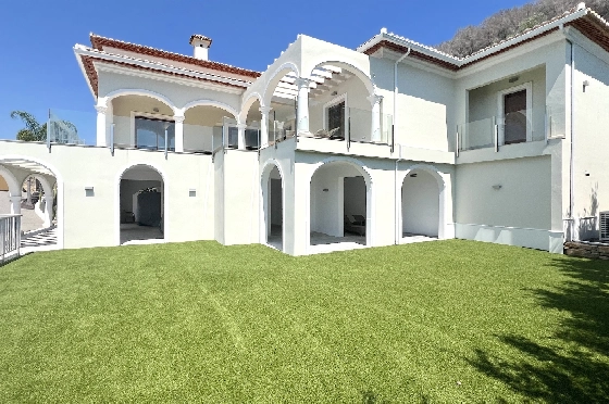 Villa in Javea(Ermita) zu verkaufen, Espace de vie 400 m², Baujahr 2018, Zustand neuwertig, + Fussbodenheizung, Klimaanlage, Terrain 1596 m², 3 Chambres &agrave; coucher, 2 Badezimmer, Pool, ref.: AS-0624-44