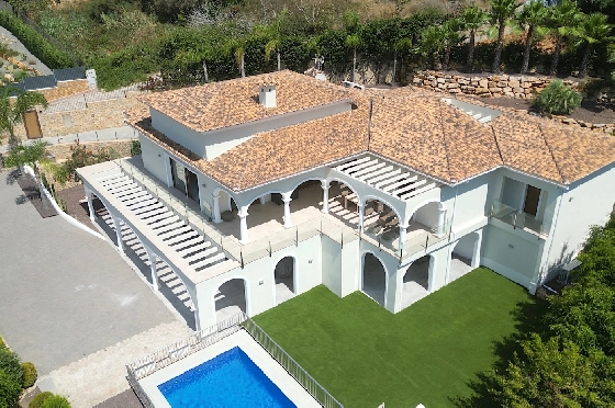 Villa in Javea(Ermita) zu verkaufen, Espace de vie 400 m², Baujahr 2018, Zustand neuwertig, + Fussbodenheizung, Klimaanlage, Terrain 1596 m², 3 Chambres &agrave; coucher, 2 Badezimmer, Pool, ref.: AS-0624-45