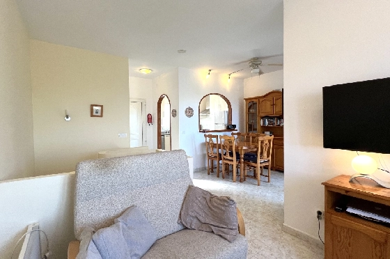 Reihenhaus-Mitte in Pedreguer(Monte Pedreguer) zu verkaufen, Espace de vie 90 m², Baujahr 2002, Zustand gepflegt, + KLIMA, Klimaanlage, Terrain 109 m², 2 Chambres &agrave; coucher, 1 Badezimmer, Pool, ref.: AS-0724-6