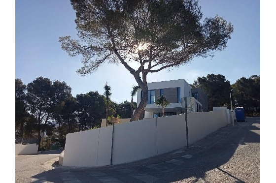 Villa in Moraira zu verkaufen, Espace de vie 394 m², Baujahr 2020, Klimaanlage, Terrain 800 m², 4 Chambres &agrave; coucher, 3 Badezimmer, Pool, ref.: AM-11509DA-4