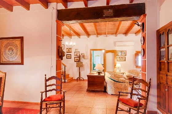 Finca in Gata de Gorgos zu verkaufen, Espace de vie 450 m², Baujahr 1900, + Ofen, Klimaanlage, Terrain 20000 m², 4 Chambres &agrave; coucher, 2 Badezimmer, Pool, ref.: AM-11846DA-28