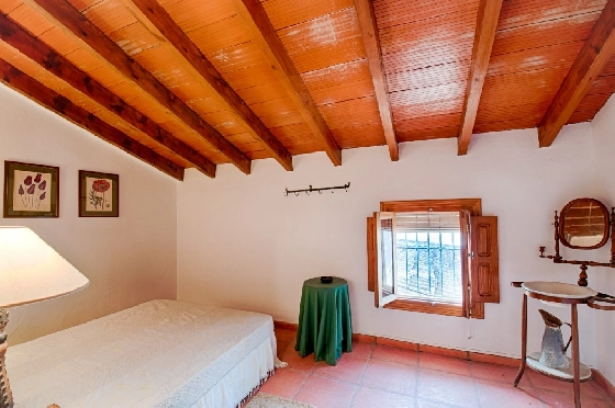 Finca in Gata de Gorgos zu verkaufen, Espace de vie 450 m², Baujahr 1900, + Ofen, Klimaanlage, Terrain 20000 m², 4 Chambres &agrave; coucher, 2 Badezimmer, Pool, ref.: AM-11846DA-43