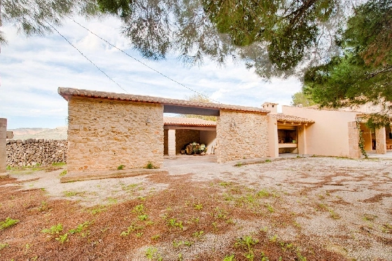 Finca in Gata de Gorgos zu verkaufen, Espace de vie 450 m², Baujahr 1900, + Ofen, Klimaanlage, Terrain 20000 m², 4 Chambres &agrave; coucher, 2 Badezimmer, Pool, ref.: AM-11846DA-8