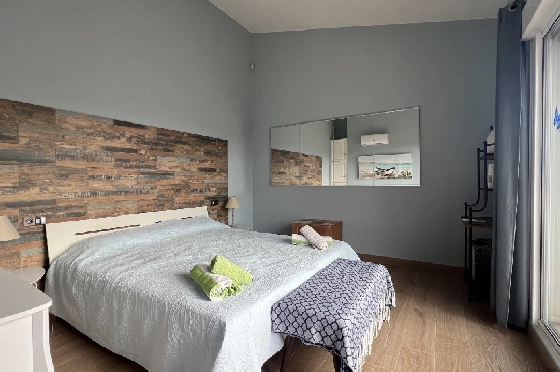 Villa in Gata de Gorgos(Monte Pedreguer) zur Ferienvermietung, Espace de vie 180 m², Baujahr 2006, + Ofen, Klimaanlage, Terrain 600 m², 3 Chambres &agrave; coucher, 3 Badezimmer, Pool, ref.: T-0624-13
