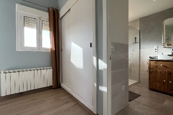 Villa in Gata de Gorgos(Monte Pedreguer) zur Ferienvermietung, Espace de vie 180 m², Baujahr 2006, + Ofen, Klimaanlage, Terrain 600 m², 3 Chambres &agrave; coucher, 3 Badezimmer, Pool, ref.: T-0624-17