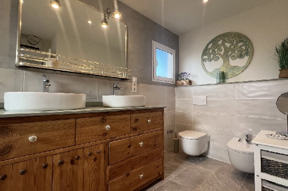 Villa in Gata de Gorgos(Monte Pedreguer) zur Ferienvermietung, Espace de vie 180 m², Baujahr 2006, + Ofen, Klimaanlage, Terrain 600 m², 3 Chambres &agrave; coucher, 3 Badezimmer, Pool, ref.: T-0624-22