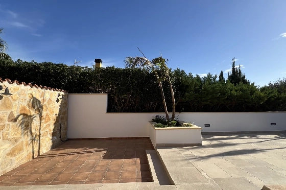 Villa in Gata de Gorgos(Monte Pedreguer) zur Ferienvermietung, Espace de vie 180 m², Baujahr 2006, + Ofen, Klimaanlage, Terrain 600 m², 3 Chambres &agrave; coucher, 3 Badezimmer, Pool, ref.: T-0624-36