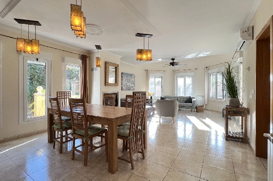 Villa in Gata de Gorgos(Monte Pedreguer) zur Ferienvermietung, Espace de vie 180 m², Baujahr 2006, + Ofen, Klimaanlage, Terrain 600 m², 3 Chambres &agrave; coucher, 3 Badezimmer, Pool, ref.: T-0624-4