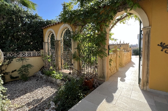 Villa in Gata de Gorgos(Monte Pedreguer) zur Ferienvermietung, Espace de vie 180 m², Baujahr 2006, + Ofen, Klimaanlage, Terrain 600 m², 3 Chambres &agrave; coucher, 3 Badezimmer, Pool, ref.: T-0624-40