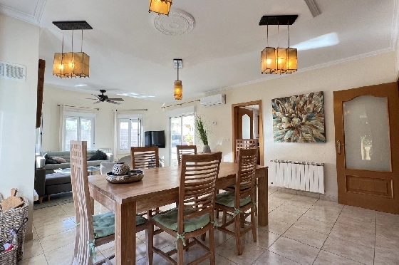 Villa in Gata de Gorgos(Monte Pedreguer) zur Ferienvermietung, Espace de vie 180 m², Baujahr 2006, + Ofen, Klimaanlage, Terrain 600 m², 3 Chambres &agrave; coucher, 3 Badezimmer, Pool, ref.: T-0624-6