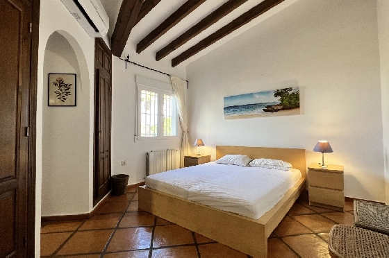 Villa in Pego-Monte Pego zu verkaufen, Espace de vie 310 m², Baujahr 1988, + Zentralheizung, Klimaanlage, Terrain 3370 m², 4 Chambres &agrave; coucher, 4 Badezimmer, Pool, ref.: JS-0425-14