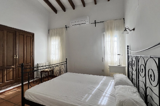 Villa in Pego-Monte Pego zu verkaufen, Espace de vie 310 m², Baujahr 1988, + Zentralheizung, Klimaanlage, Terrain 3370 m², 4 Chambres &agrave; coucher, 4 Badezimmer, Pool, ref.: JS-0425-17