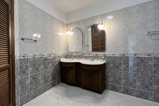 Villa in Pego-Monte Pego zu verkaufen, Espace de vie 310 m², Baujahr 1988, + Zentralheizung, Klimaanlage, Terrain 3370 m², 4 Chambres &agrave; coucher, 4 Badezimmer, Pool, ref.: JS-0425-24